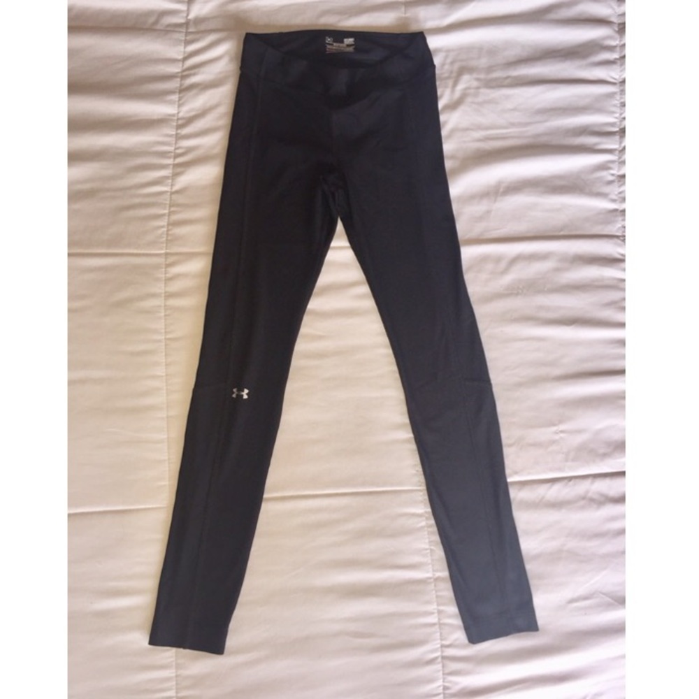 Black Under Armour leggings